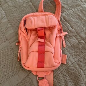 Vera Bradley utility sling bag